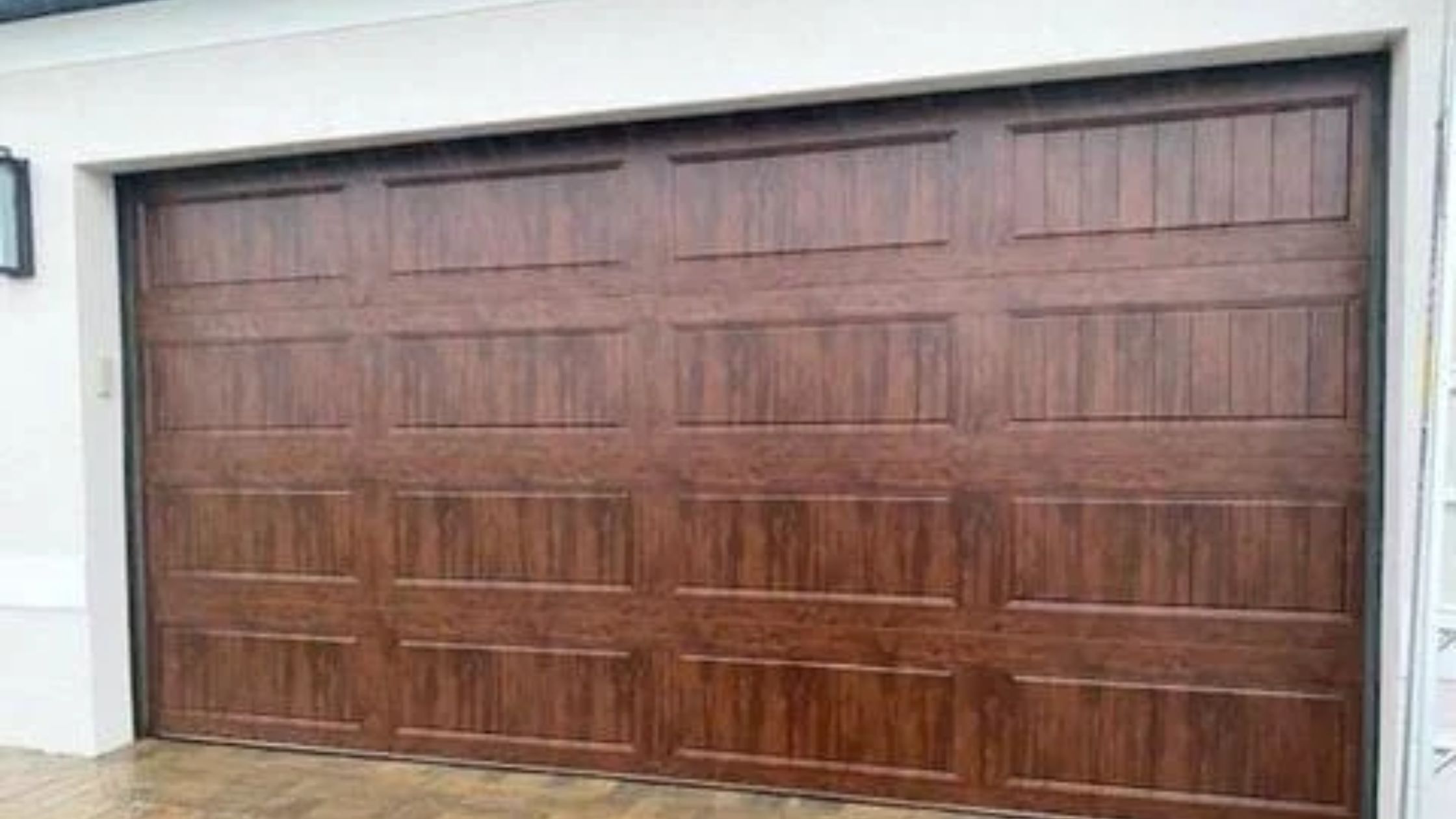 C.H.I Garage Doors